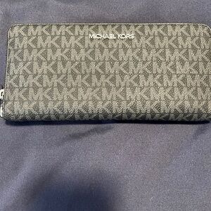 Michael Kors Black Continental Wallet